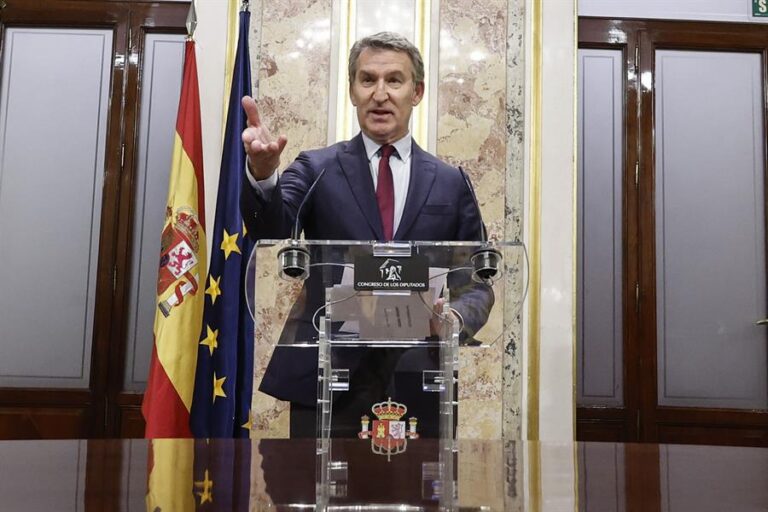 Feijóo pide la dimisión de Pedro Sánchez como presidente del Gobierno