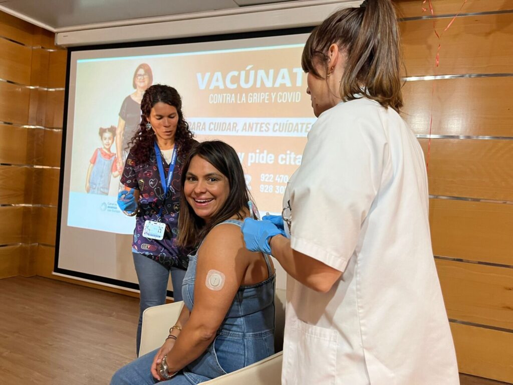 Comienza la campaña de vacunación contra gripe y la covid-19