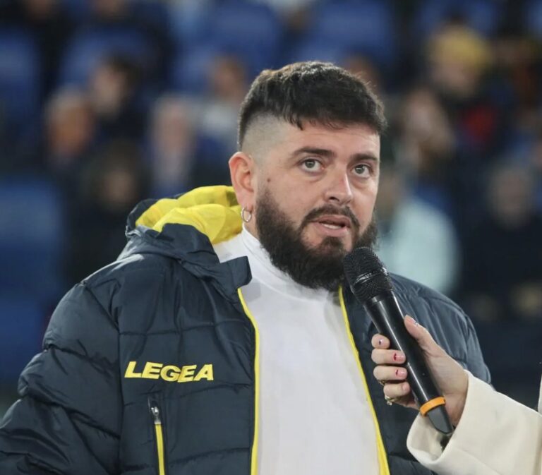 El hijo de Maradona, Diego Sinagra, entrenará al Ibarra