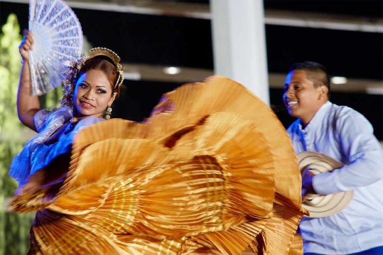 Las músicas del mundo resuenan en el Festival de Folclore de Ingenio, este viernes en La Tele Canaria