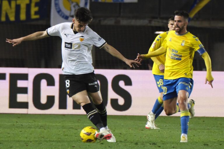 2 – 3 Valencia – UD Las Palmas | Llegó la primera victoria de la temporada