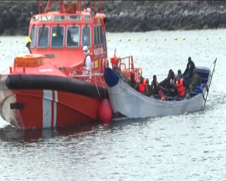 Salvamento Marítimo localiza dos embarcaciones cerca de El Hierro