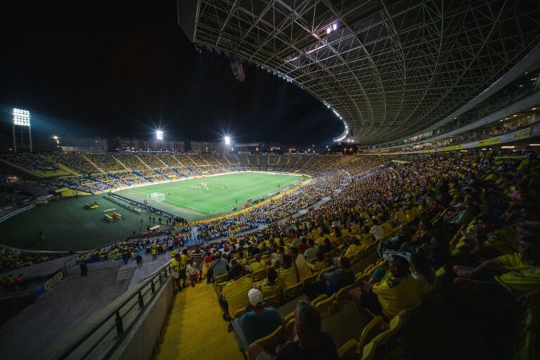 La UD Las Palmas dona la taquilla del RCD Mallorca a las víctimas de la DANA