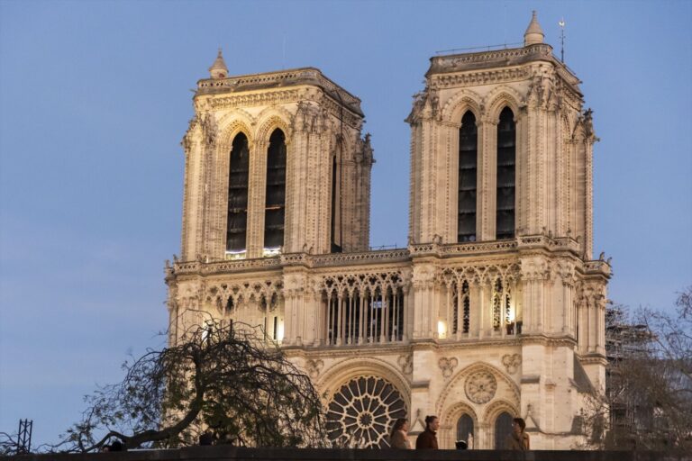 Notre Dame revive cinco años después del devastador incendio