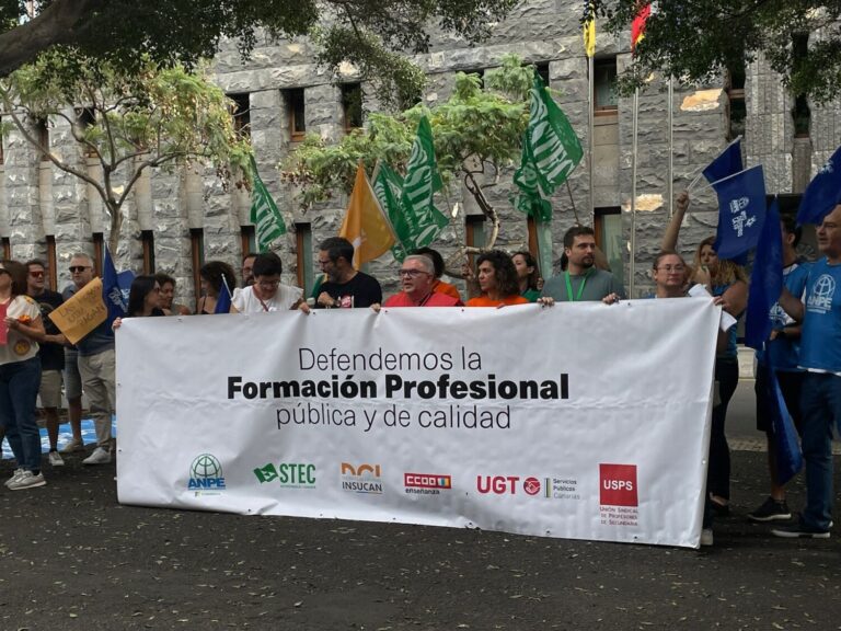 Los profesores de FP hacen una jornada de huelga por la carga de trabajo extra de la FP Dual