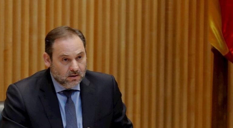 El Parlamento canario vuelve a citar al exministro Ábalos por las mascarillas