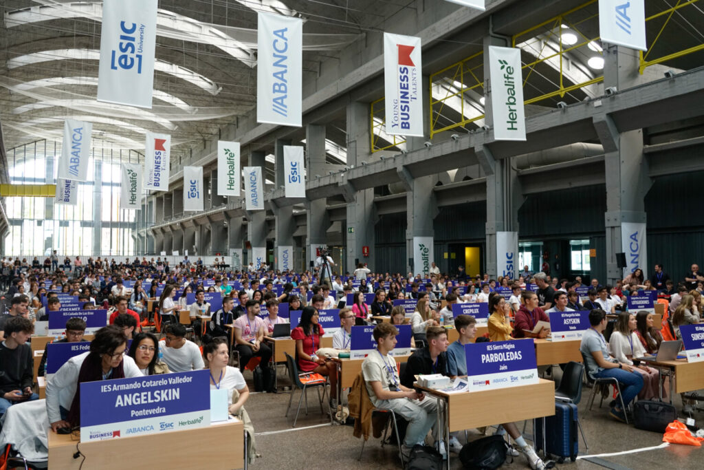 286 jóvenes preuniversitarios canarios participan en la Young Business Talents