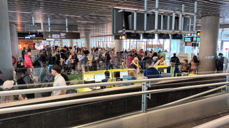 Récord de pasajeros en 2024 en los aeropuertos canarios