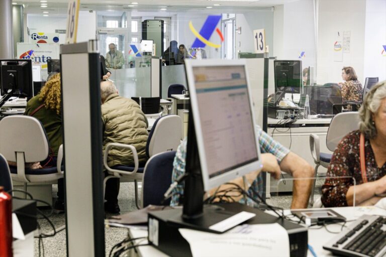 Expertos explican cómo ahorrar en la próxima declaración de la renta
