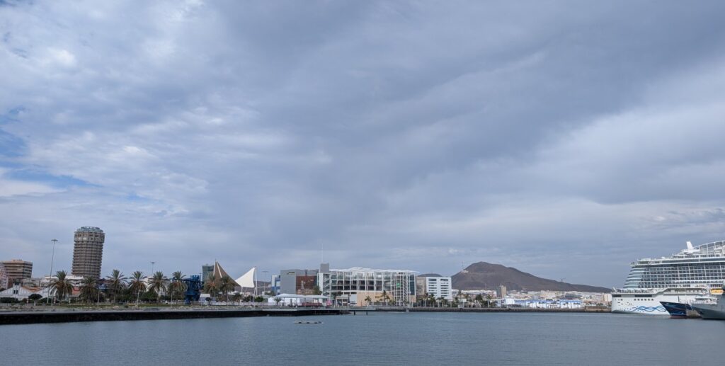 Canarias estrena semana con un tiempo frío pero sin grandes cambiosFoto de Antonio Rico compartida por Vicky Palma, jefa de meteorología de RTVC