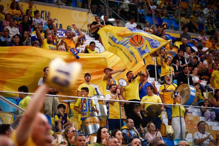 74-77 | El Dreamland Gran Canaria se queda a las puertas de la victoria frente al Barcelona