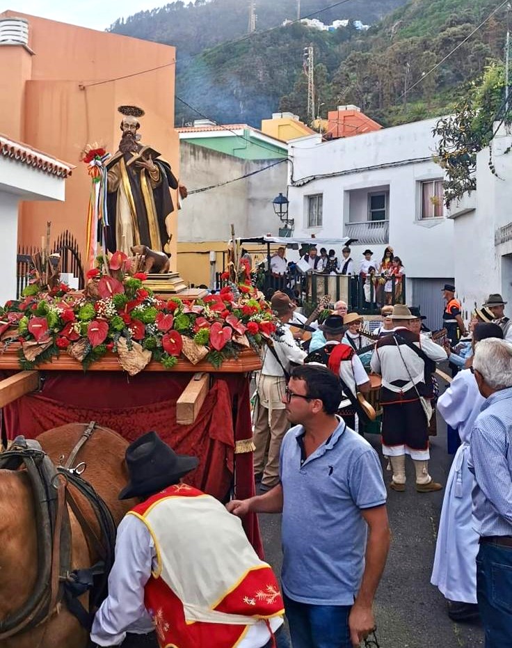 Los Realejos inicia su calendario festivo con la Romería en honor a San Antonio Abad