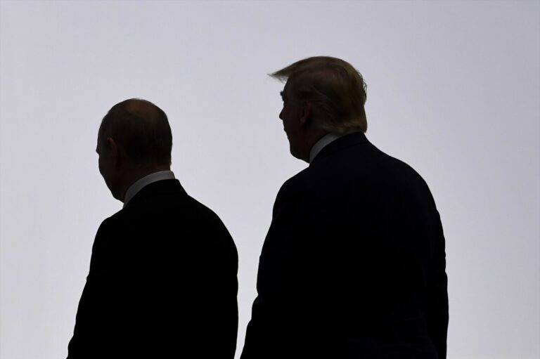 Trump no descarta nuevas sanciones a Putin ni no acude a la negociación para un alto el fuego en Ucrania