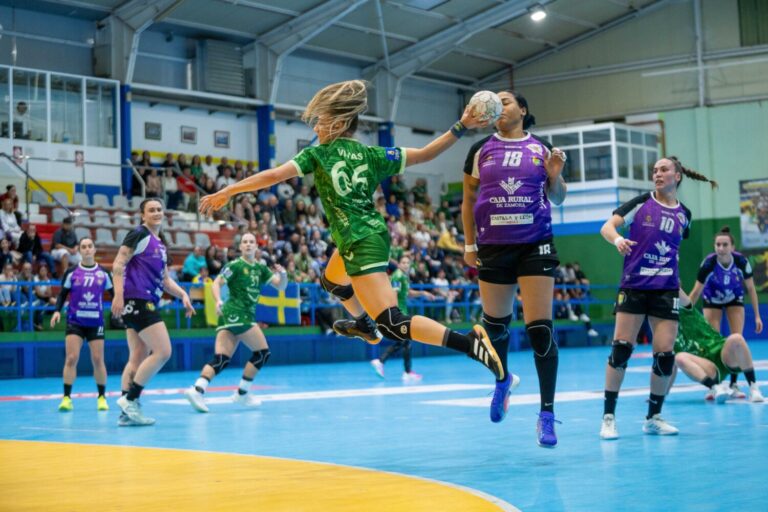 26-22| El Rocasa Gran Canaria firma su pase a cuartos de final de la Copa SM La Reina