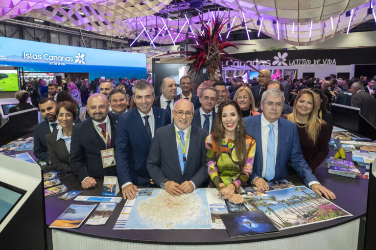 Canarias refuerza su compromiso con la sostenibilidad en la primera jornada de FITUR 2025