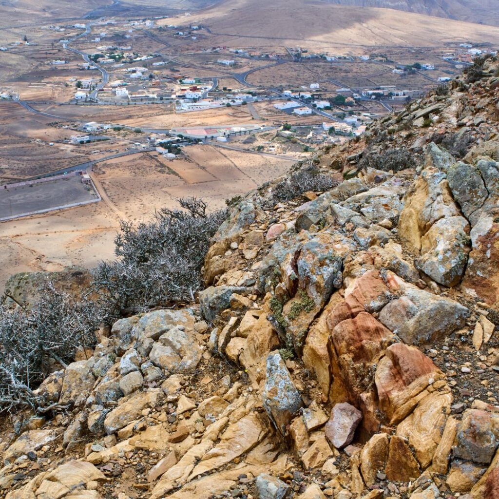 El SEPRONA denuncia a la turista que accedió a la Montaña de Tindaya sin autorización tras un vídeo viral