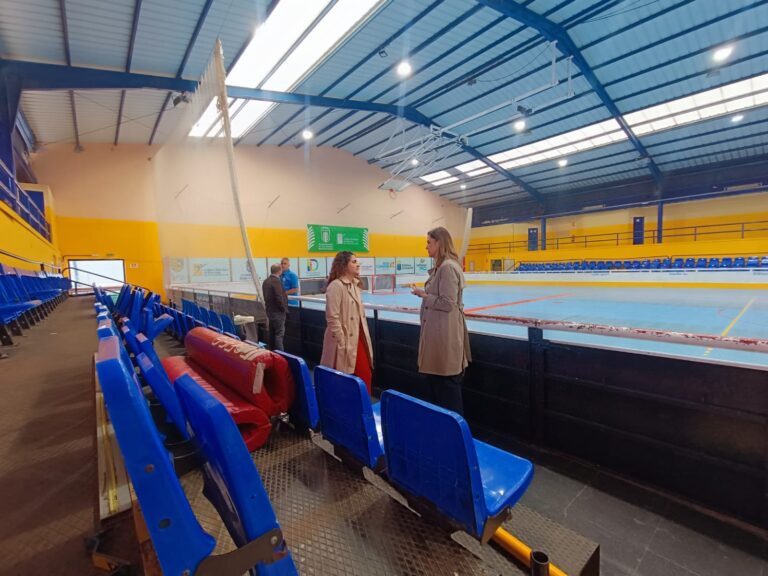 El Pabellón García San Román se pone a punto para la Copa del Rey y de la Reina de hockey línea