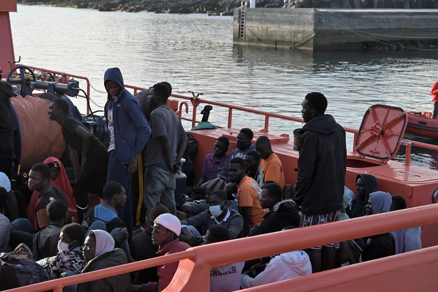 La FEMP pide más coordinación y recursos para la integración de los migrantes