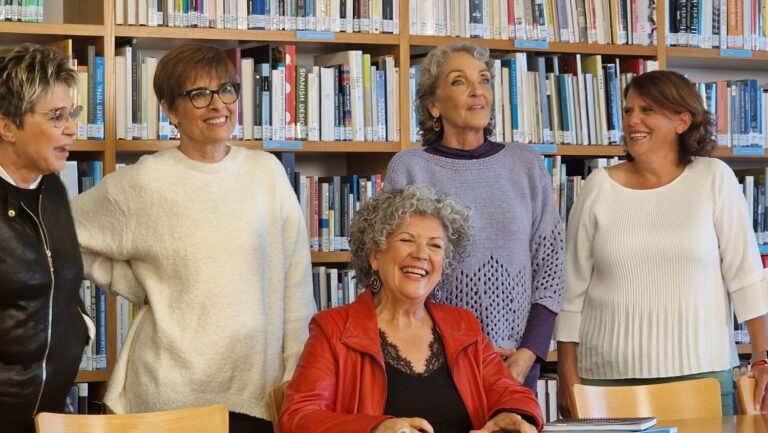 RTVC dedica su campaña del 8M a las mujeres que desafían los estereotipos de la edad