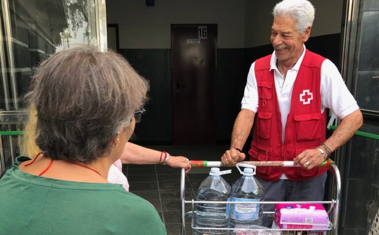 Más de 3.000 familias atiende Cruz Roja en Las Palmas