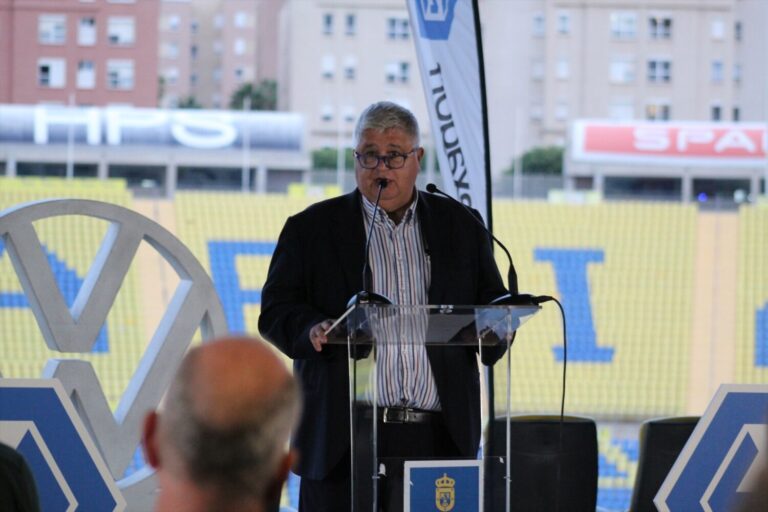 José Juan Arencibia premiado con un Roque Nublo Deportivo