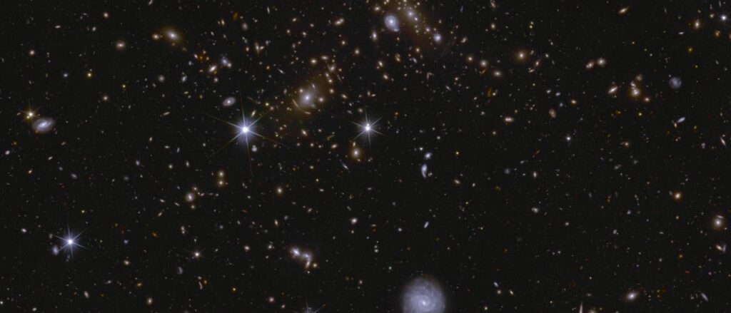 El mapa del universo en el que ha participado el IAC incluye la observación con un detalle sin precedentes de 800.000 galaxias