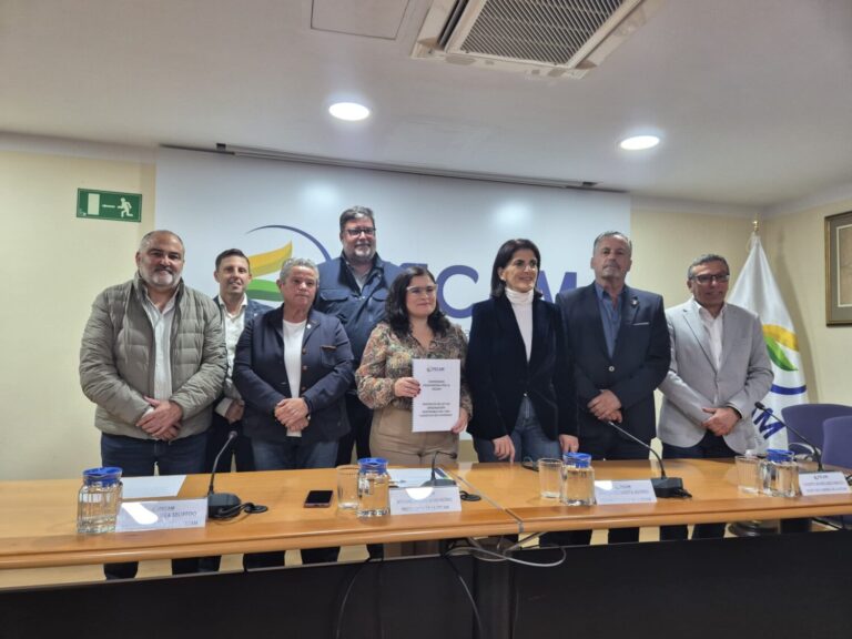 La FECAM pide mayor implicación en la Ley de Alquiler Vacacional