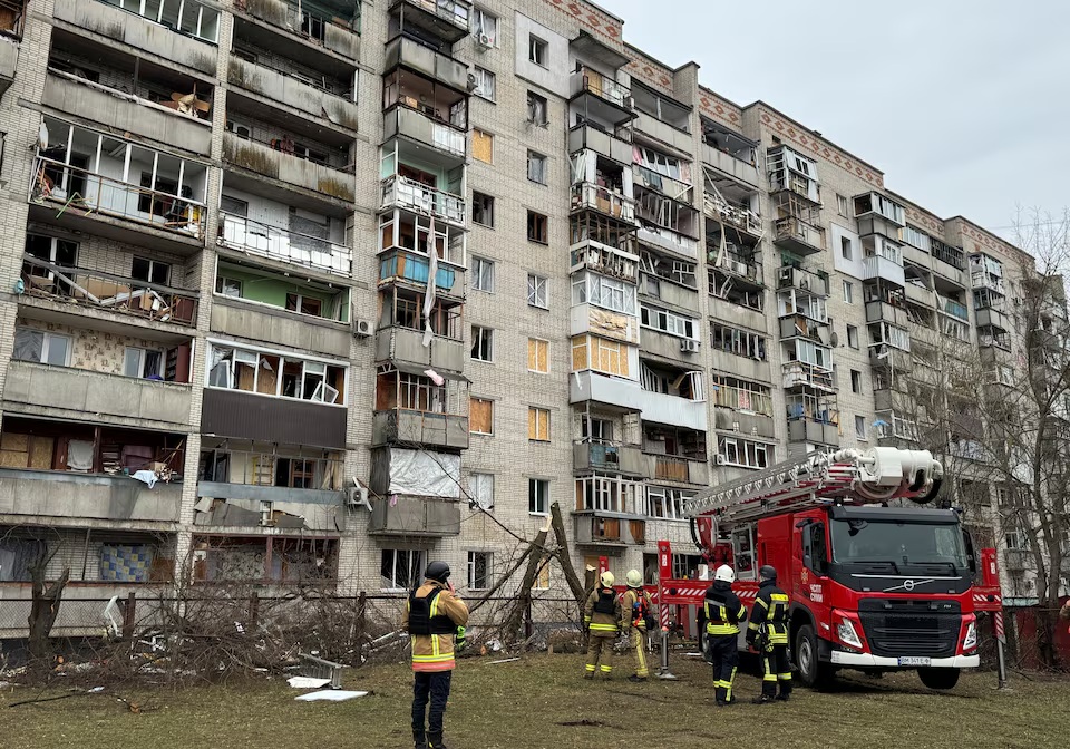 Un edificio dañado en la ciudad ucraniana de Sumi. Imagen Reuters