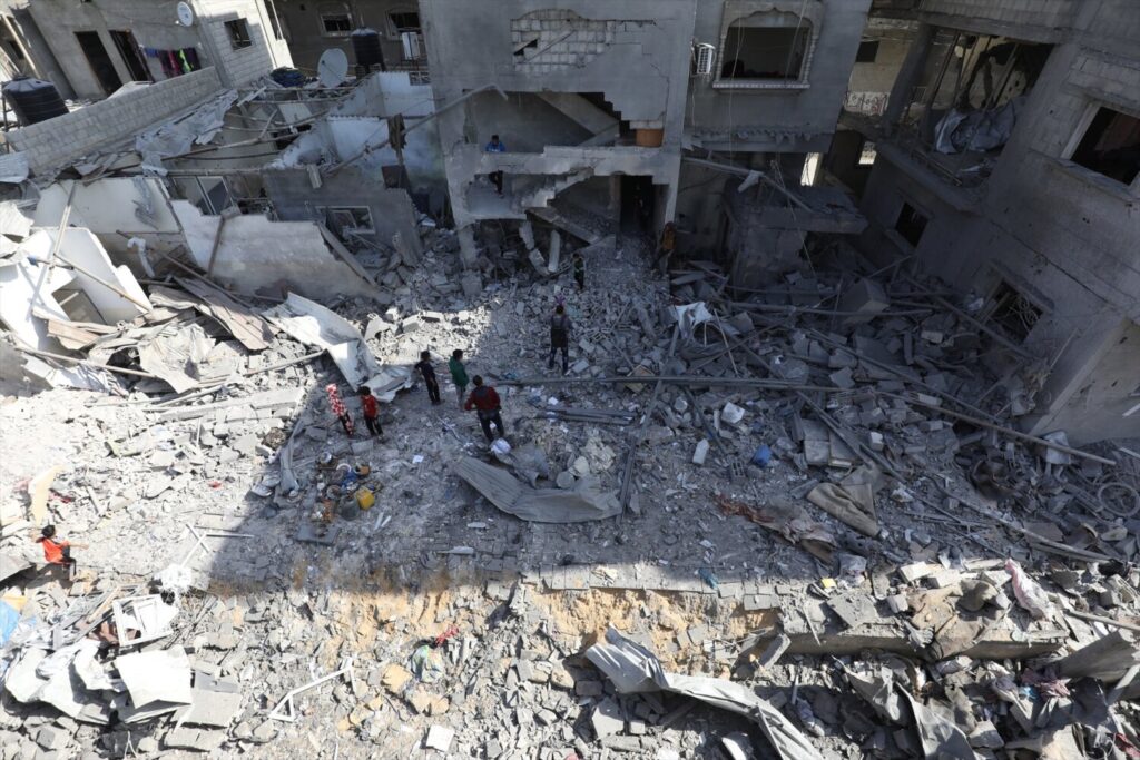 Hamás abierto a continuar negociaciones. Imagen: Edificios destruidos en Gaza. Moiz Salhi / Apaimages / Zuma Press / ContactoPhoto