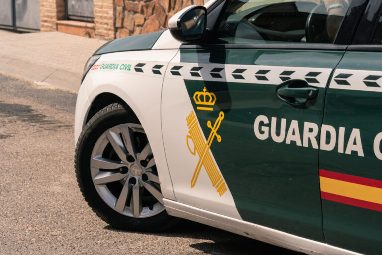 Dos detenidos por robar en ocho comercios de Candelaria (Tenerife)
