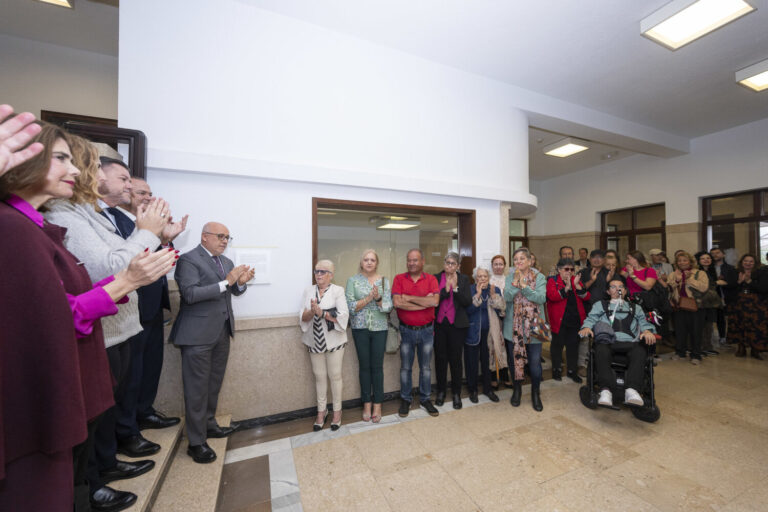 Homenaje a los trabajadores del Cabildo de Gran Canaria represaliados por el franquismo