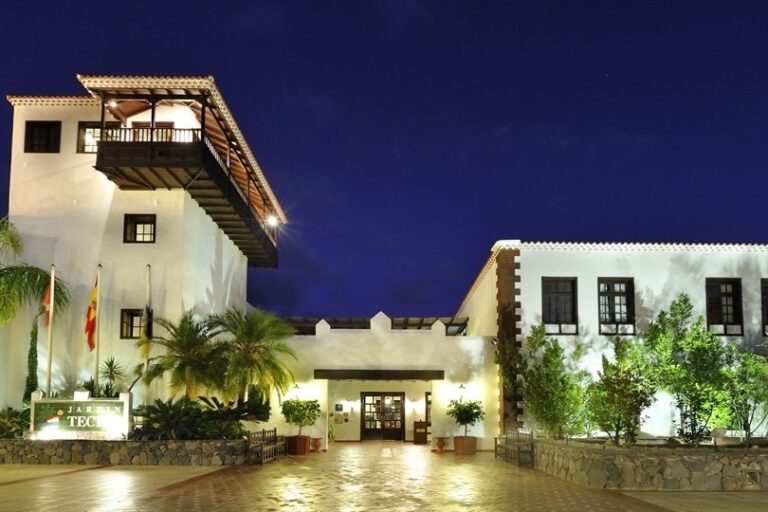 Aumentan un 0,3% las pernoctaciones hoteleras en Canarias durante el mes de febrero