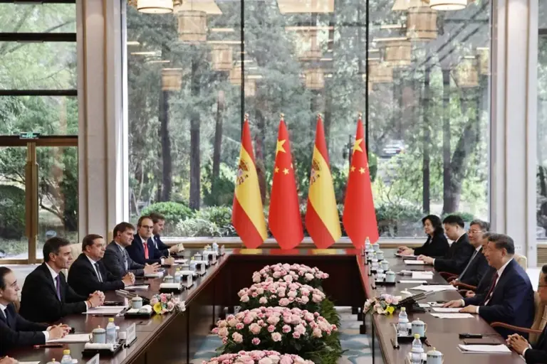 China, dispuesta a crear en España una asociación estratégica integral