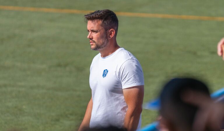 El Costa Adeje Tenerife anuncia la renovación del técnico Eder Maestre