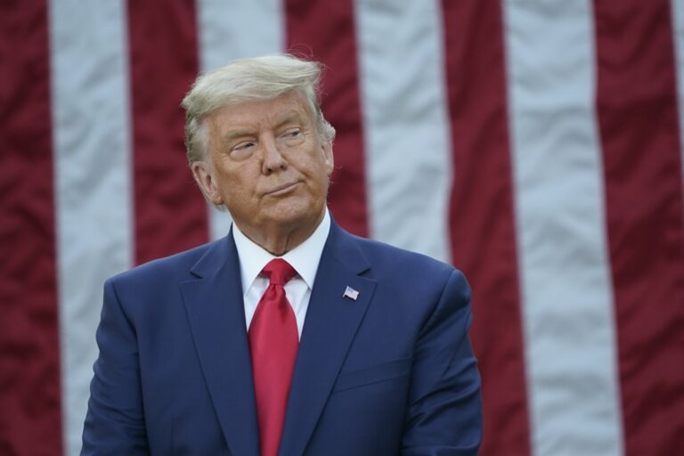 Trump, dispuesto a reducir «sustancialmente» los aranceles a China