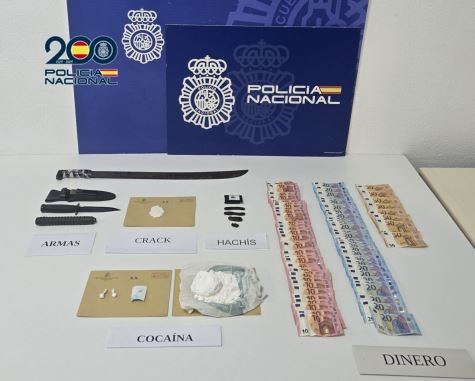 La Policía Nacional desmantela un punto de venta de crack, cocaína y hachís en el barrio de Los Gladiolos, en Santa Cruz de Tenerife