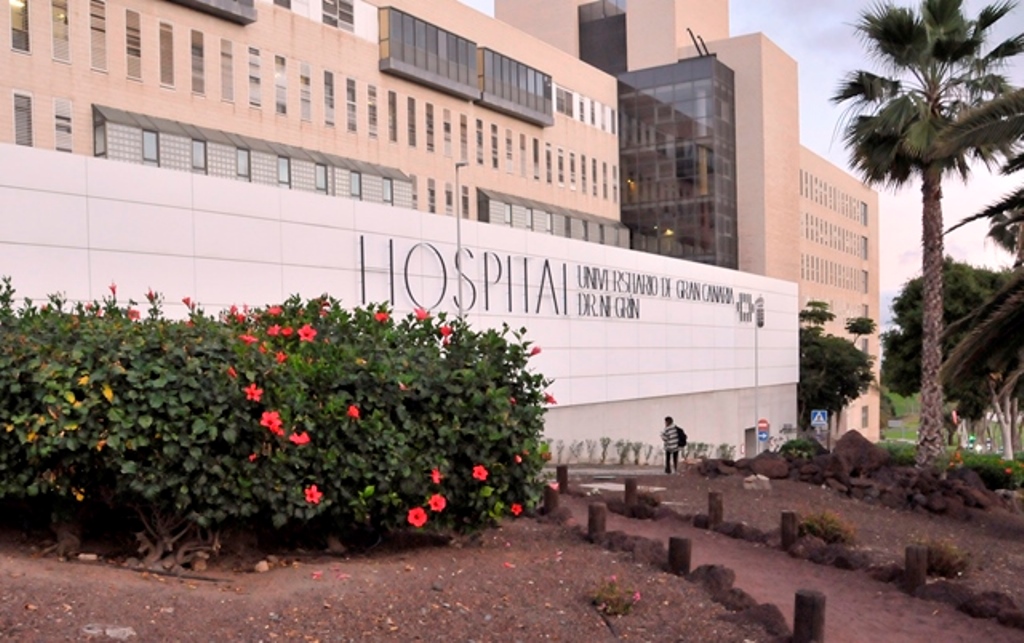 El Hospital Universitario de Gran Canaria Doctor Negrín supera las 350 intervenciones de parkinson, unas 24 al año de media.