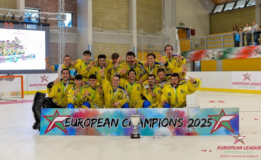 Los jugadores del Molina Sport con el trofeo continental. Imagen European League
