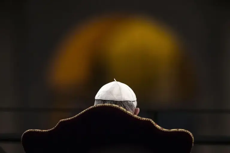 Adiós al papa de los pobres