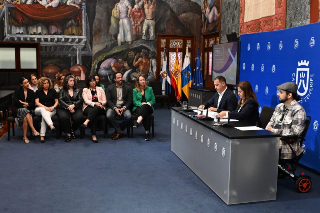 Cabildo y TeidELA refuerzan la atención especializada para personas con ELA. Presentación de los resultados del Proyecto Sadela correspondientes a 2024/ Cabildo de Tenerife.