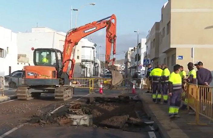 Reunión en Arrecife para abordar las averías en la red de saneamiento