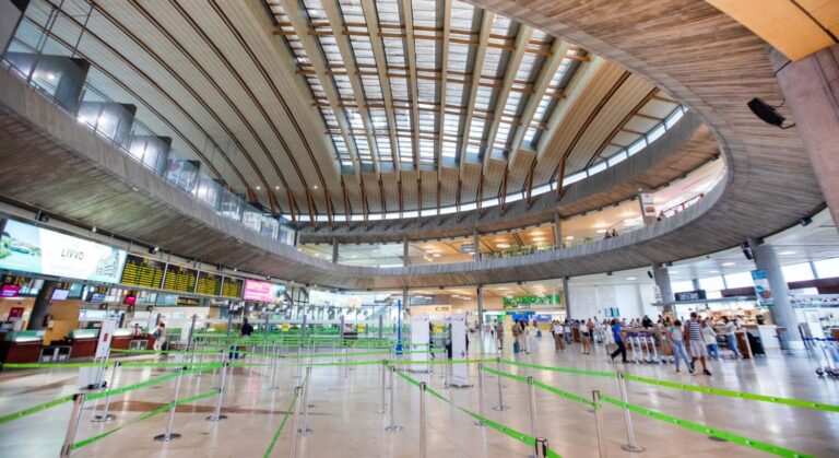 Rechazo a la ampliación horaria del aeropuerto Tenerife Norte