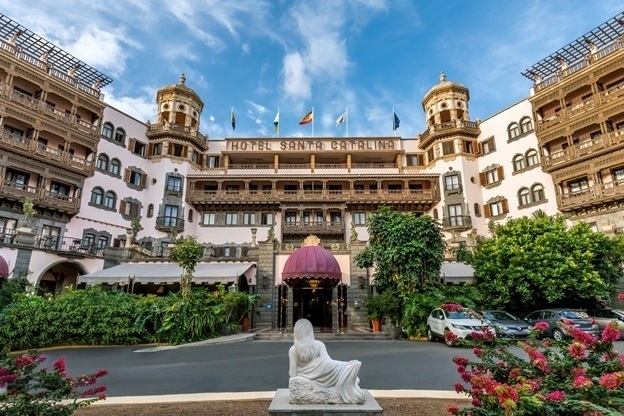 El TSJC anula las normas que permitieron la reforma del Hotel Santa Catalina