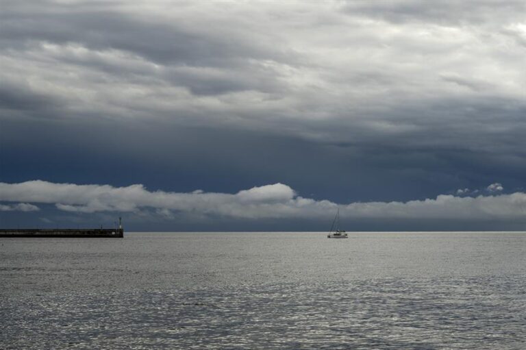 Alerta por lluvias y viento en Canarias