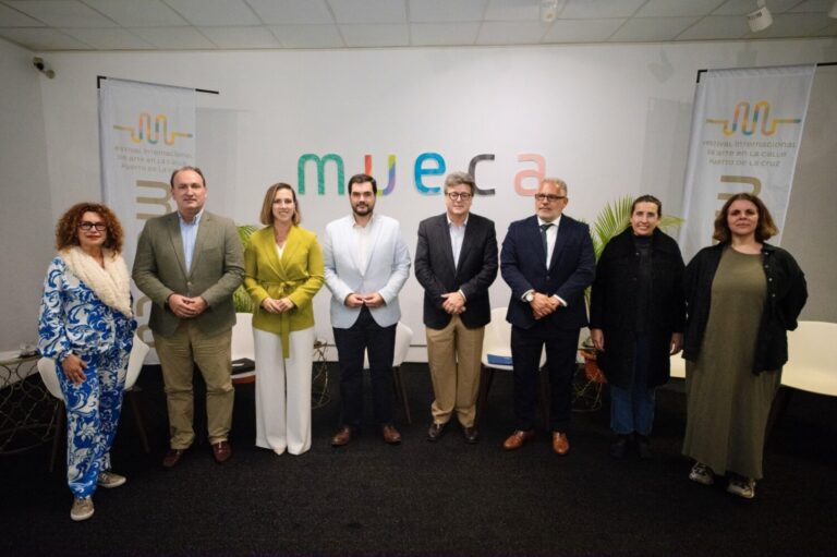 Puerto de la Cruz presenta la programación del Festival Internacional de Arte en la Calle (MUECA)