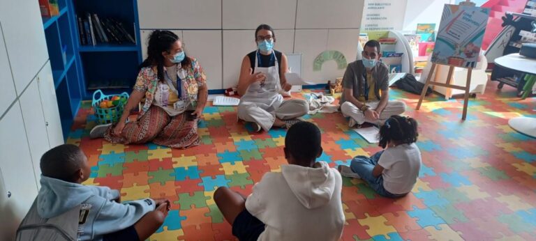 El Hospital Universitario Materno Infantil de Canarias acoge el taller de alimentación saludable ‘Come Aventuras’
