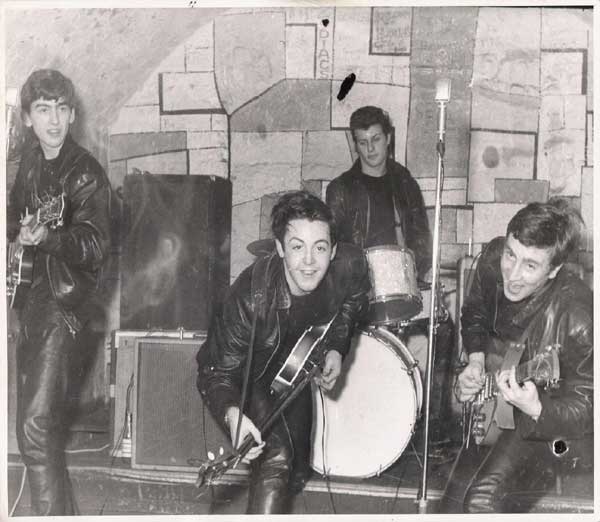 The Beatles son para muchos los creadores de la primera canción heavy de la historia. En la foto está en The Cavern, donde llegaron a tocas más de 200 veces. Europa Press