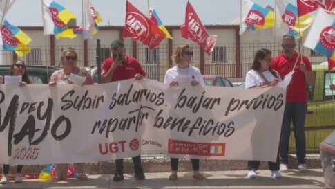 Trabajadores del comercio y la alimentación amenazan con ir a la huelga en pleno Black Friday