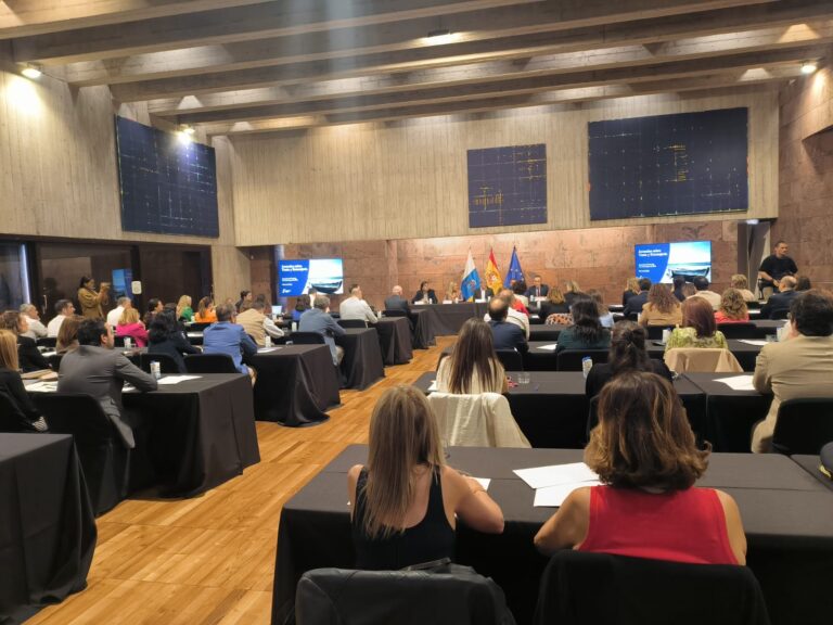 Fiscales de Trata de Personas reflexionan en Tenerife sobre soluciones «estables» ante el reto «crónico» de la migración