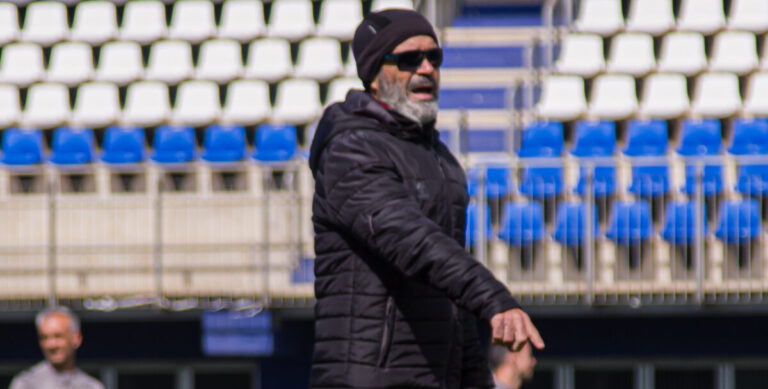 Álvaro Cervera da prioridad al partido ante el Oviedo